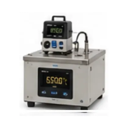 Liquid bath calibrator